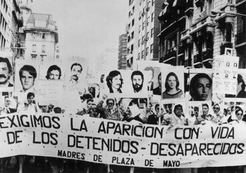 Las Madres: The Mothers of Plaza De Mayo | Women Make Movies